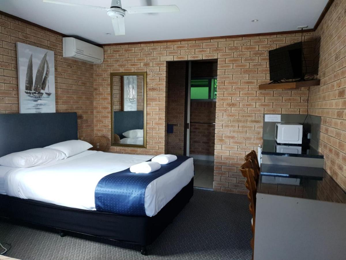 Pacific Paradise Airport Motel Esterno foto